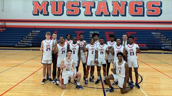 LHSW Mustangs Celebrate District Championship with Net Cutting Ceremony